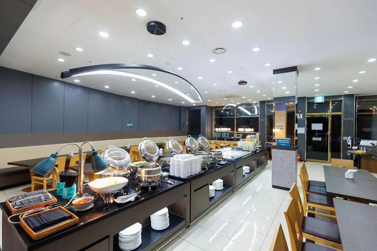 Aewol Beach Hotel Jeju