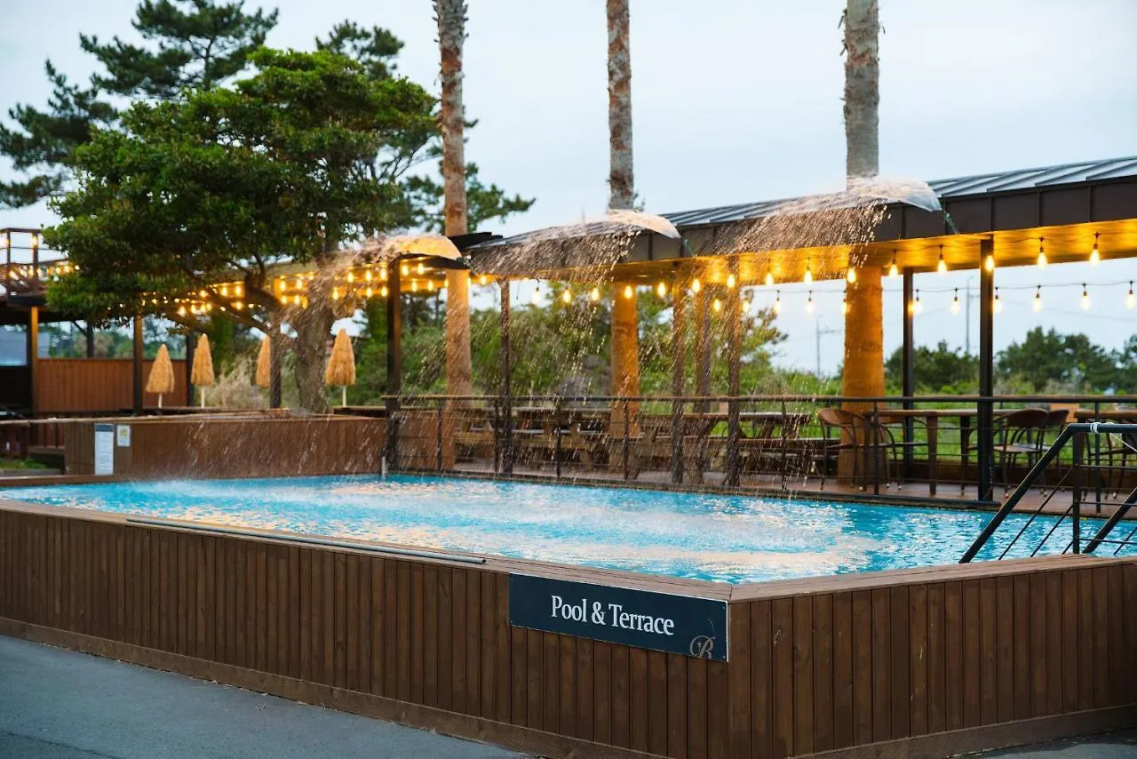 Aewol Beach Hotel Jeju