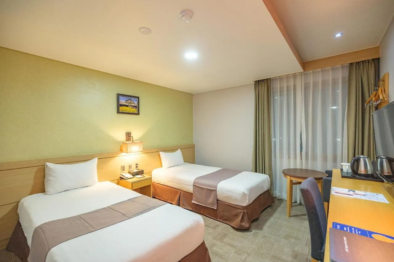 Aewol Beach Hotel Jeju