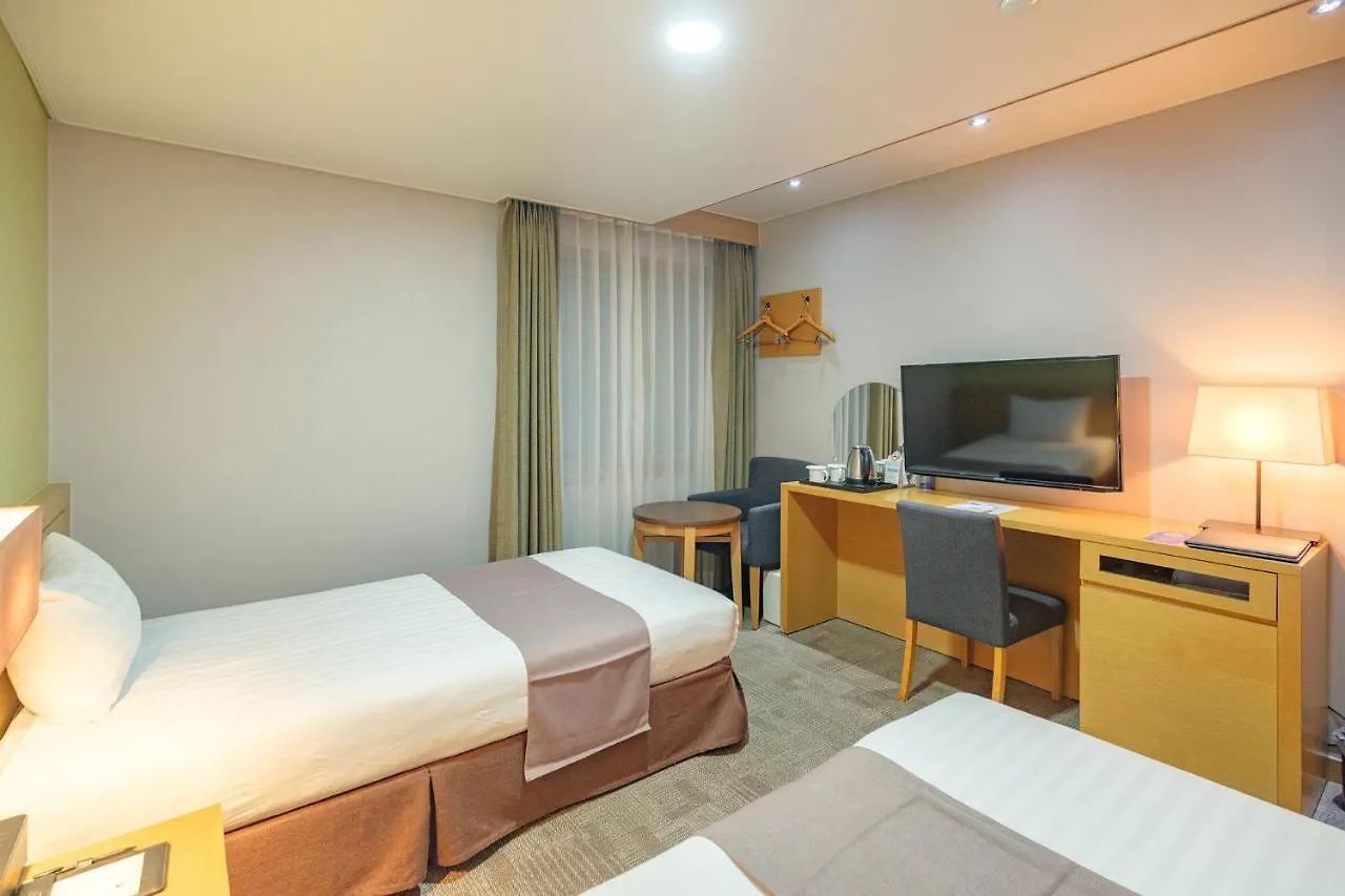 Aewol Beach Hotel Jeju