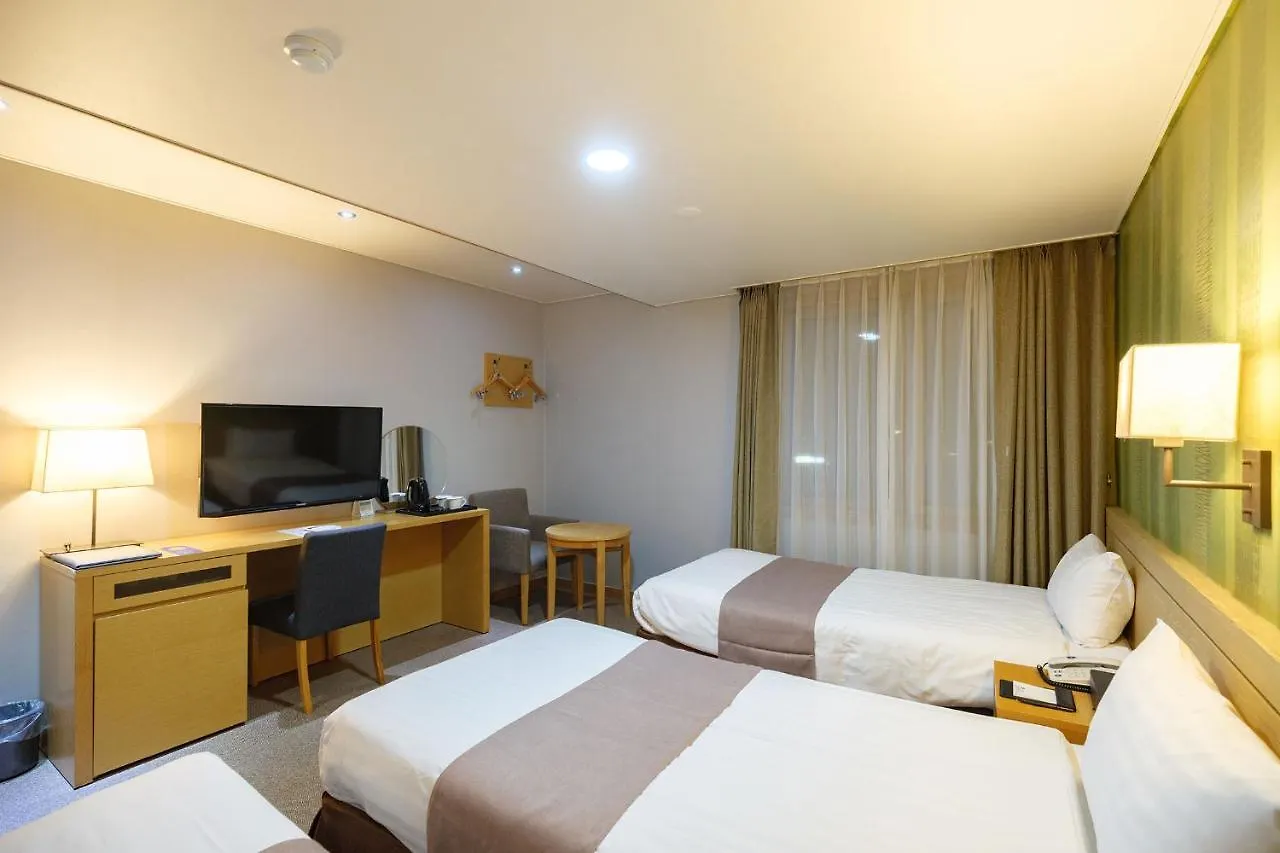 Aewol Beach Hotel Jeju